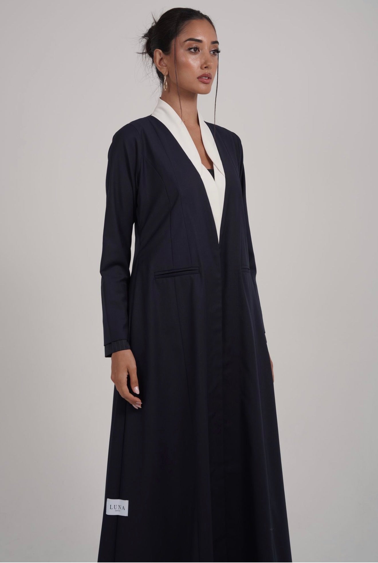 The Vela Abaya