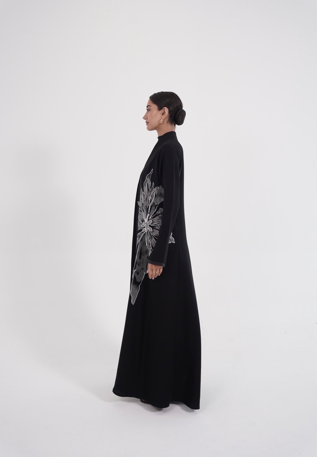 Elysian Bloom Abaya