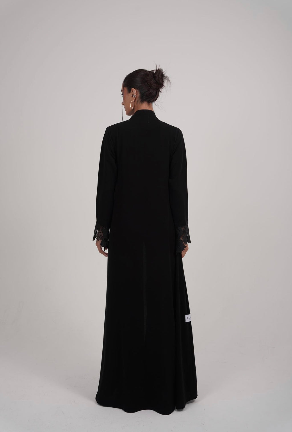 The Étoile Abaya