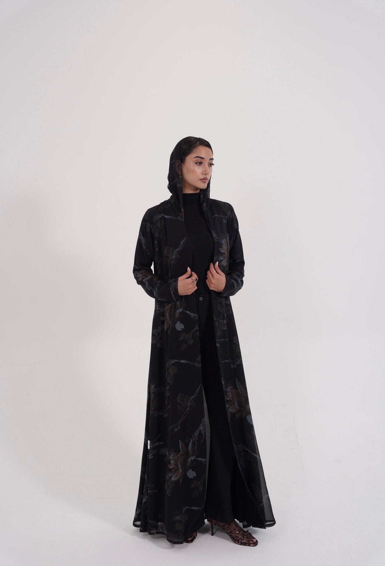 Nocturne Abaya