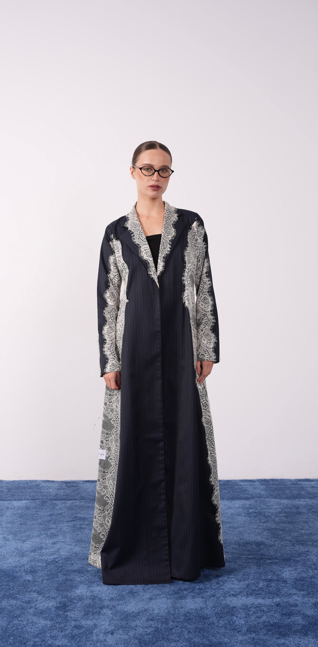 Noir Contrast Lace
