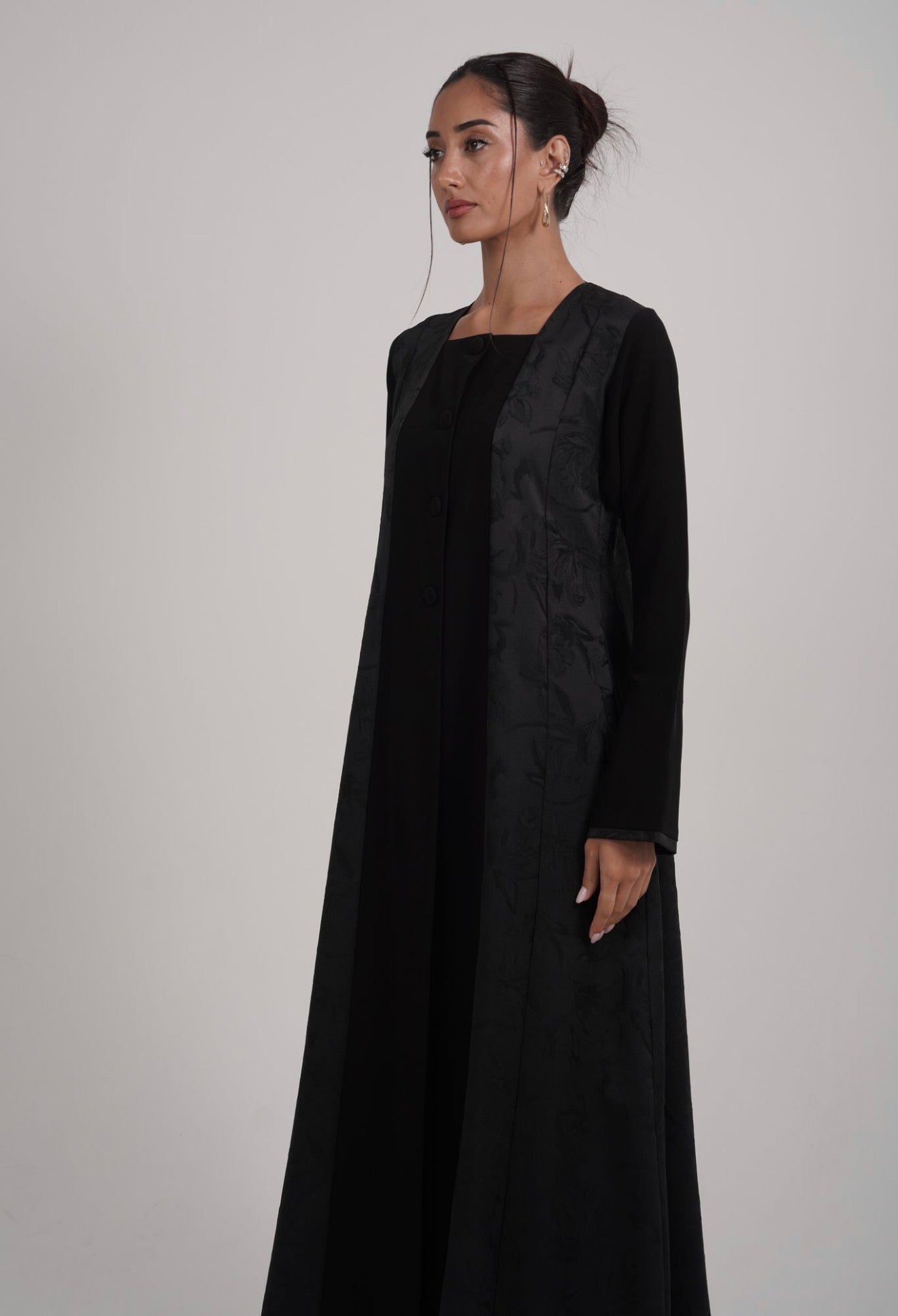 The Valenne Abaya