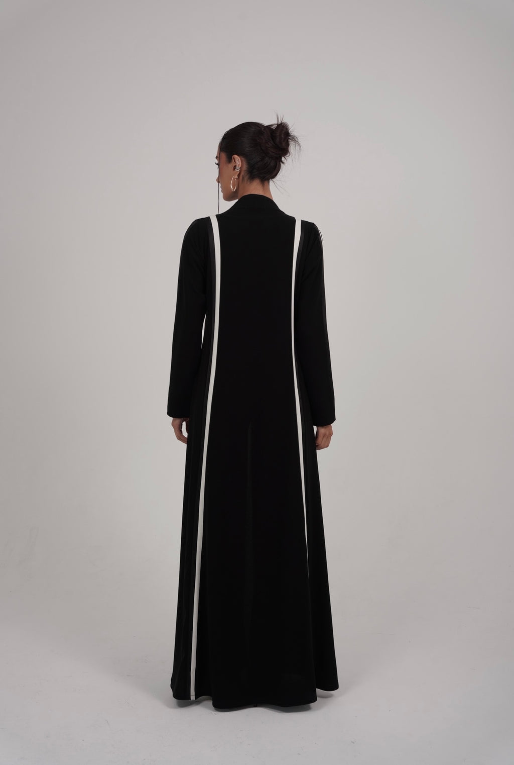 The Monochrome Line Abaya