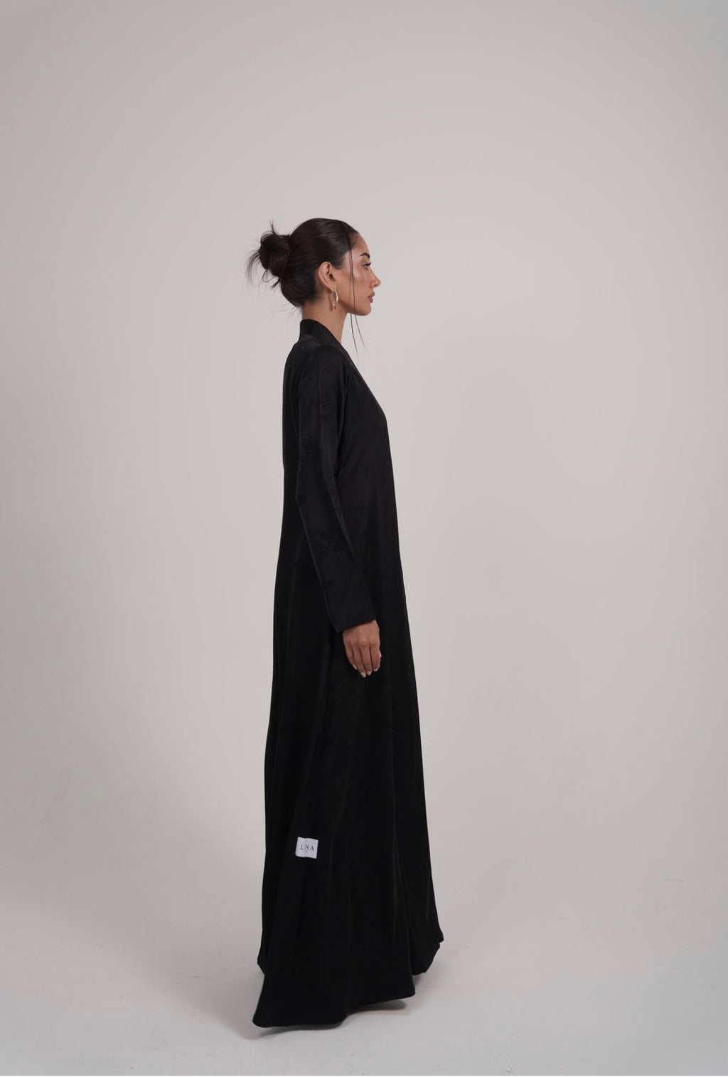 The Nox Abaya