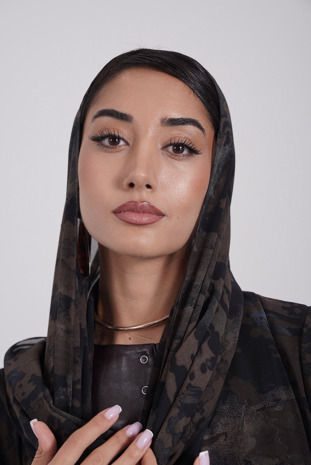 Obsidian Mirage Abaya