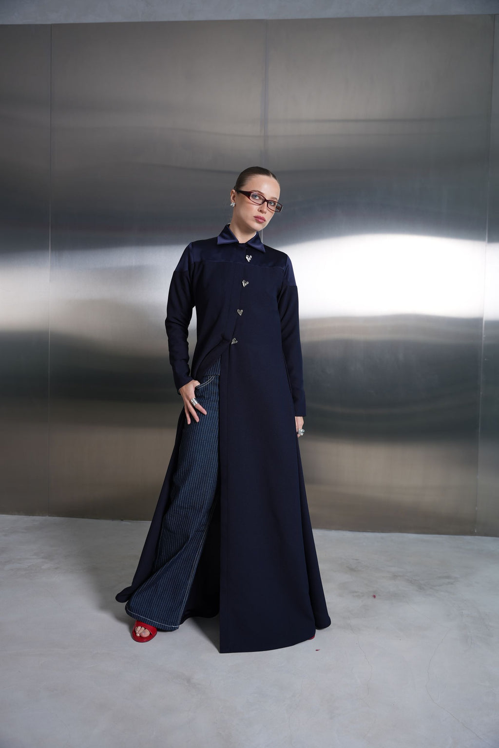 Heart Button Abaya