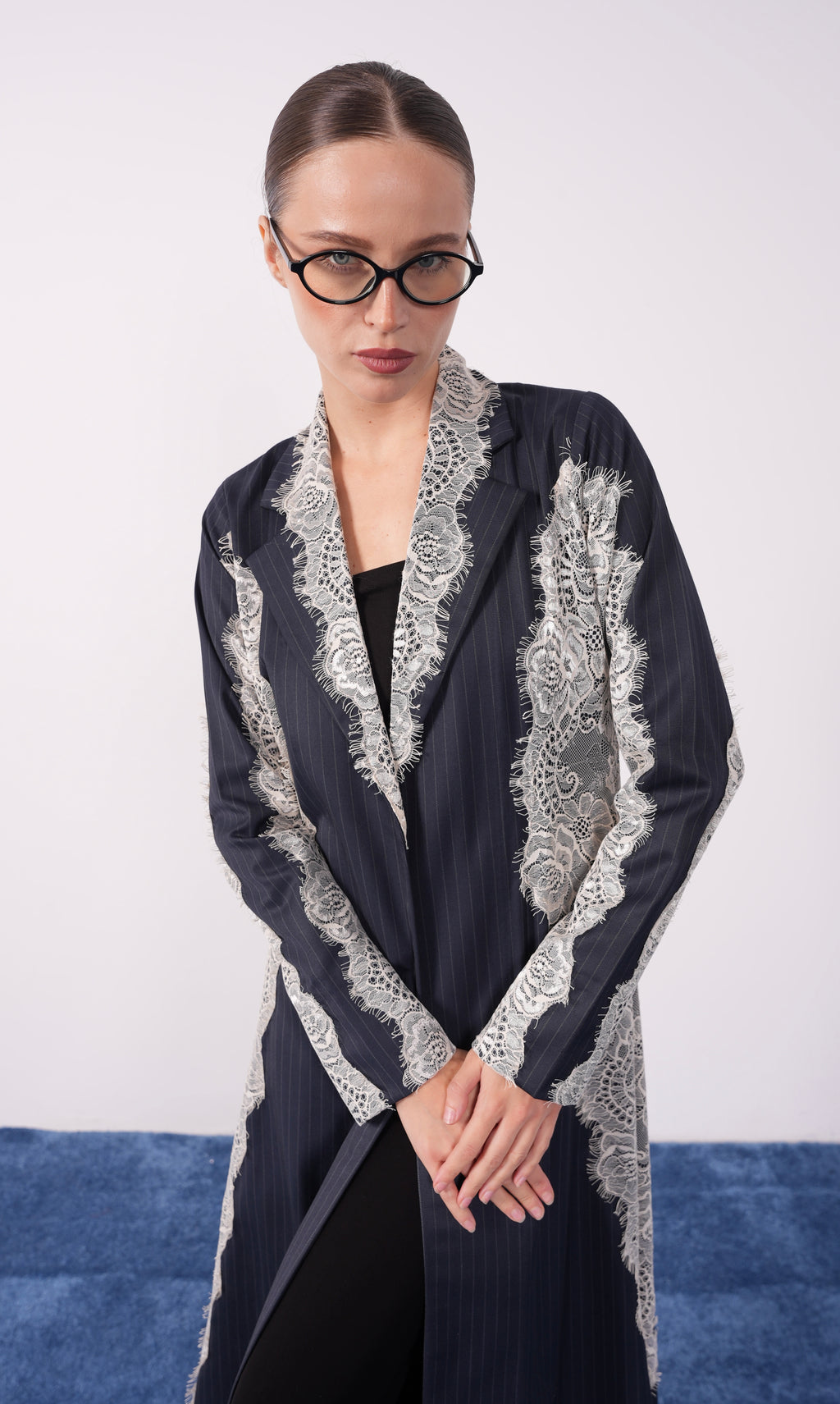 Noir Contrast Lace