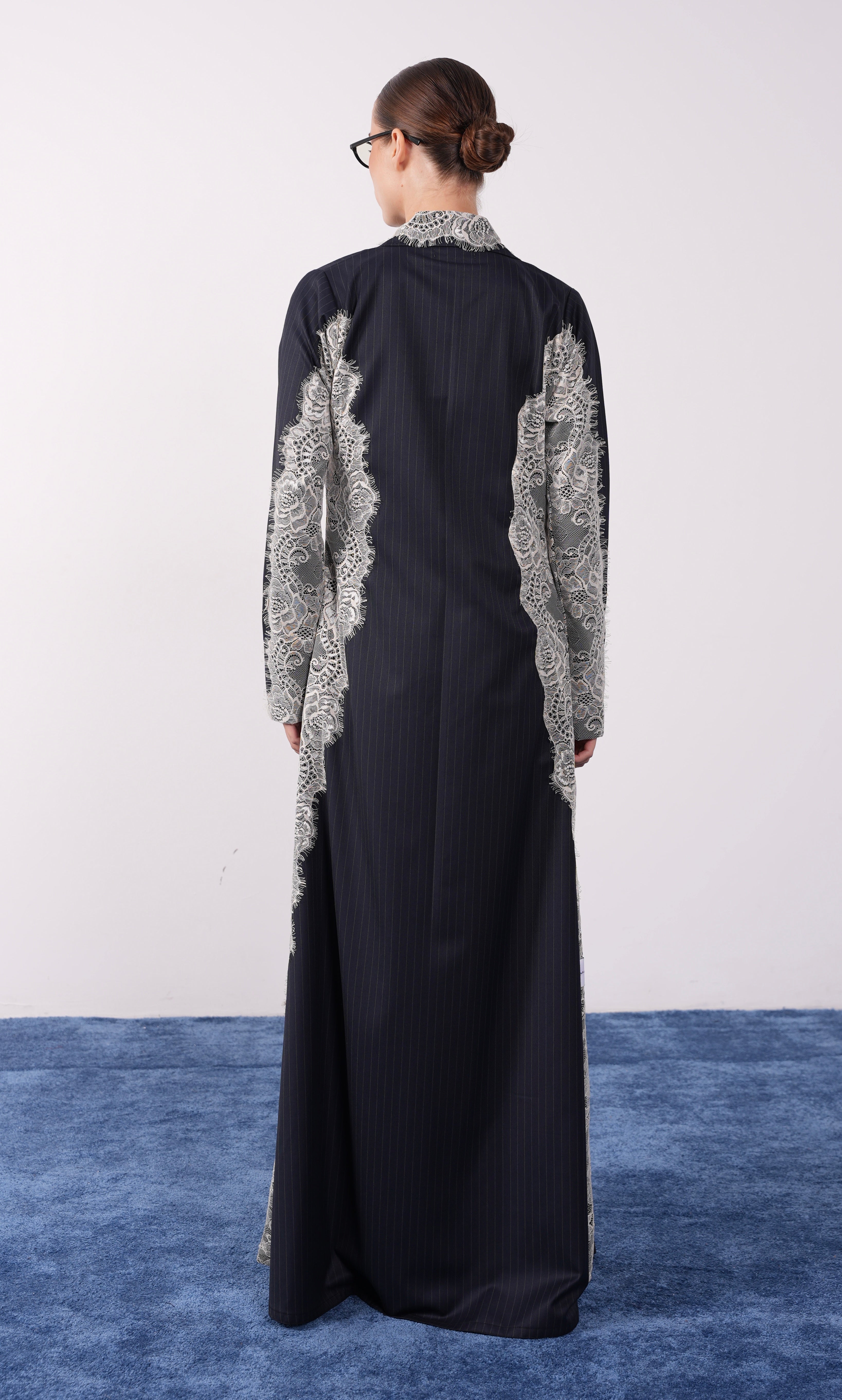 Noir Contrast Lace
