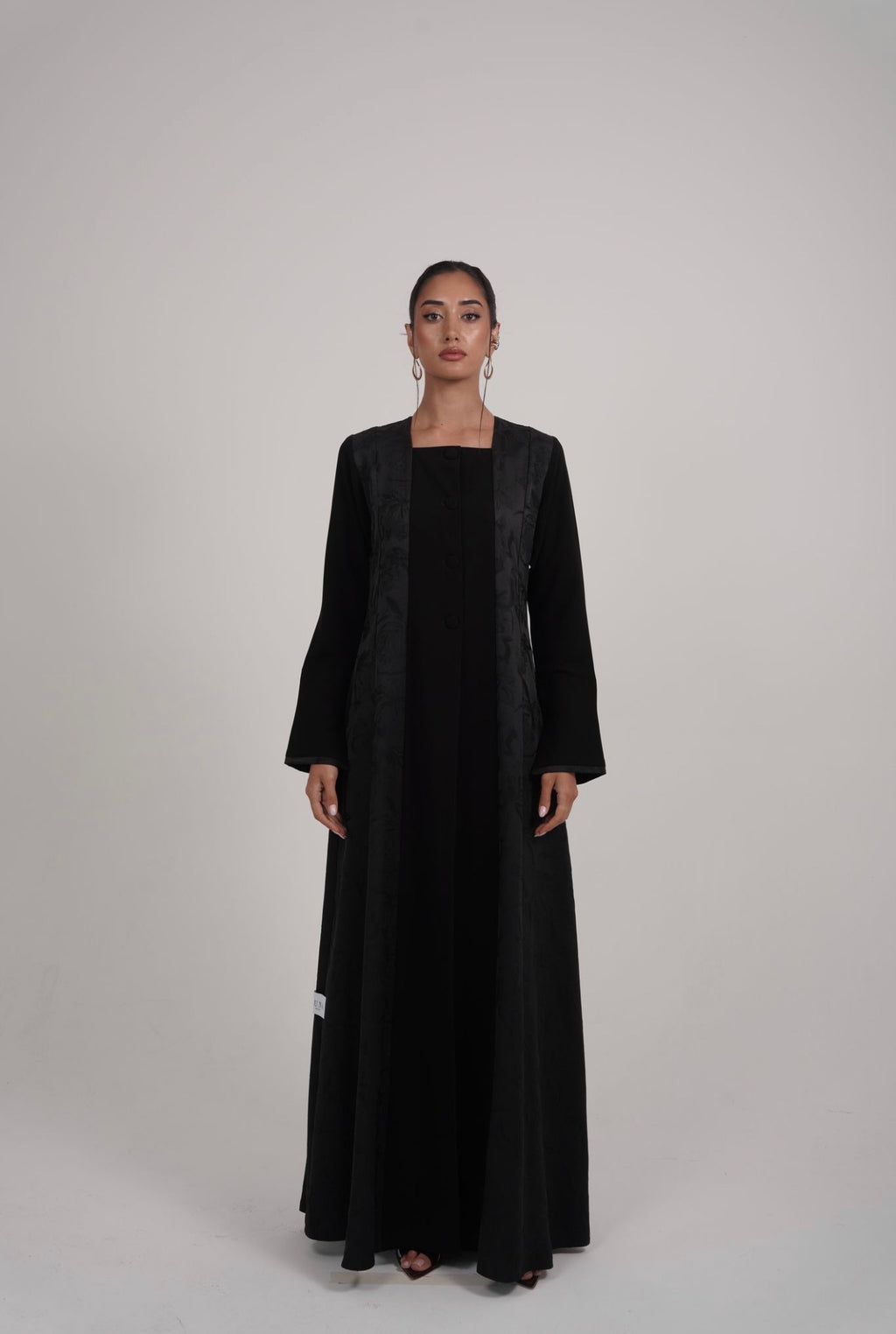 The Valenne Abaya