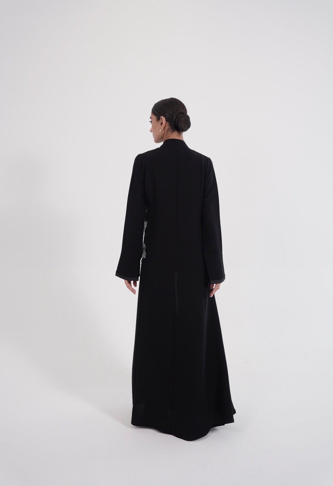 Elysian Bloom Abaya
