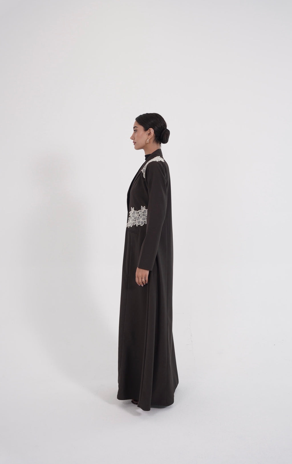 Ivory Blossom Abaya