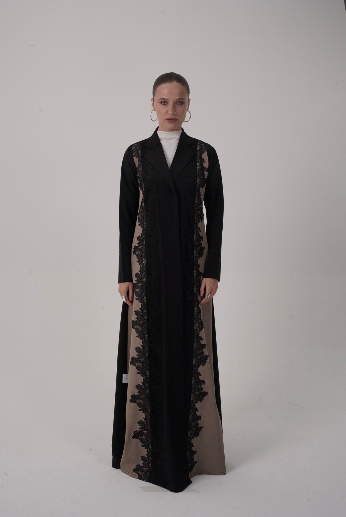 Sahara Noir Abaya