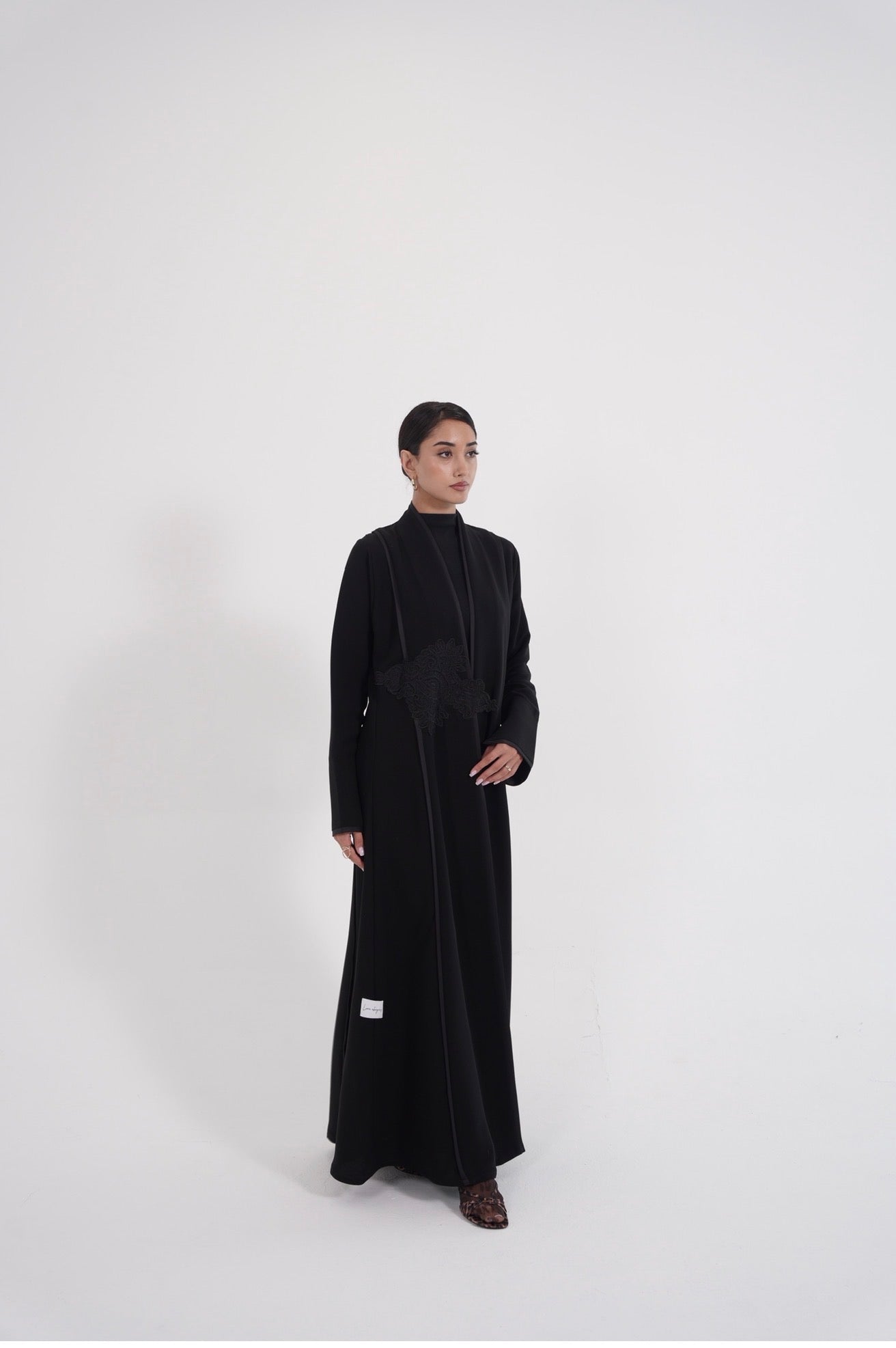 Noir Arabesque Abaya