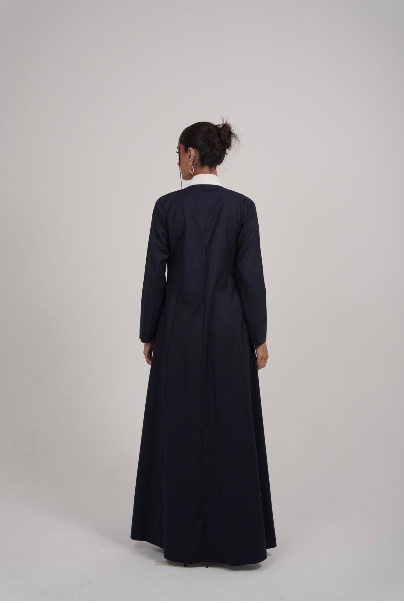 The Vela Abaya