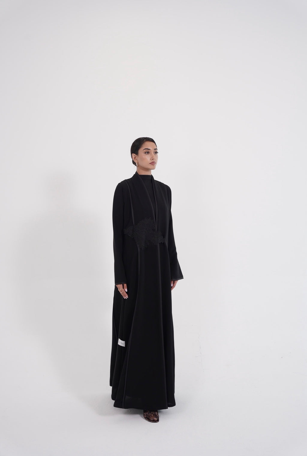 Noir Arabesque Abaya
