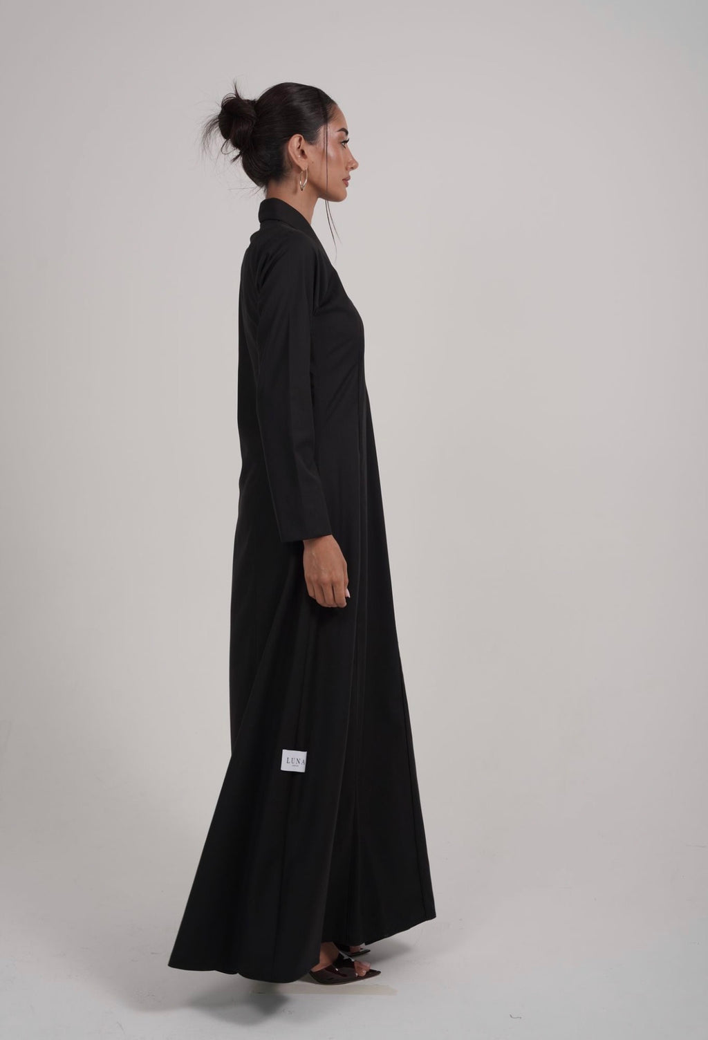 The Élan Abaya