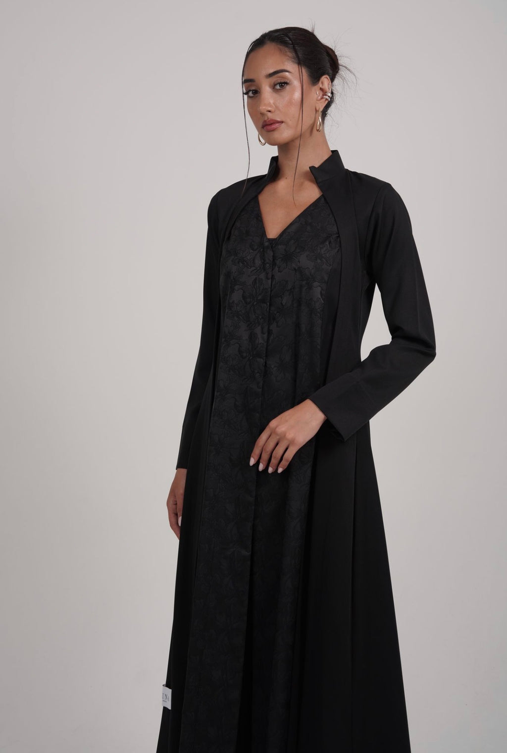 The Noir Fleur Abaya