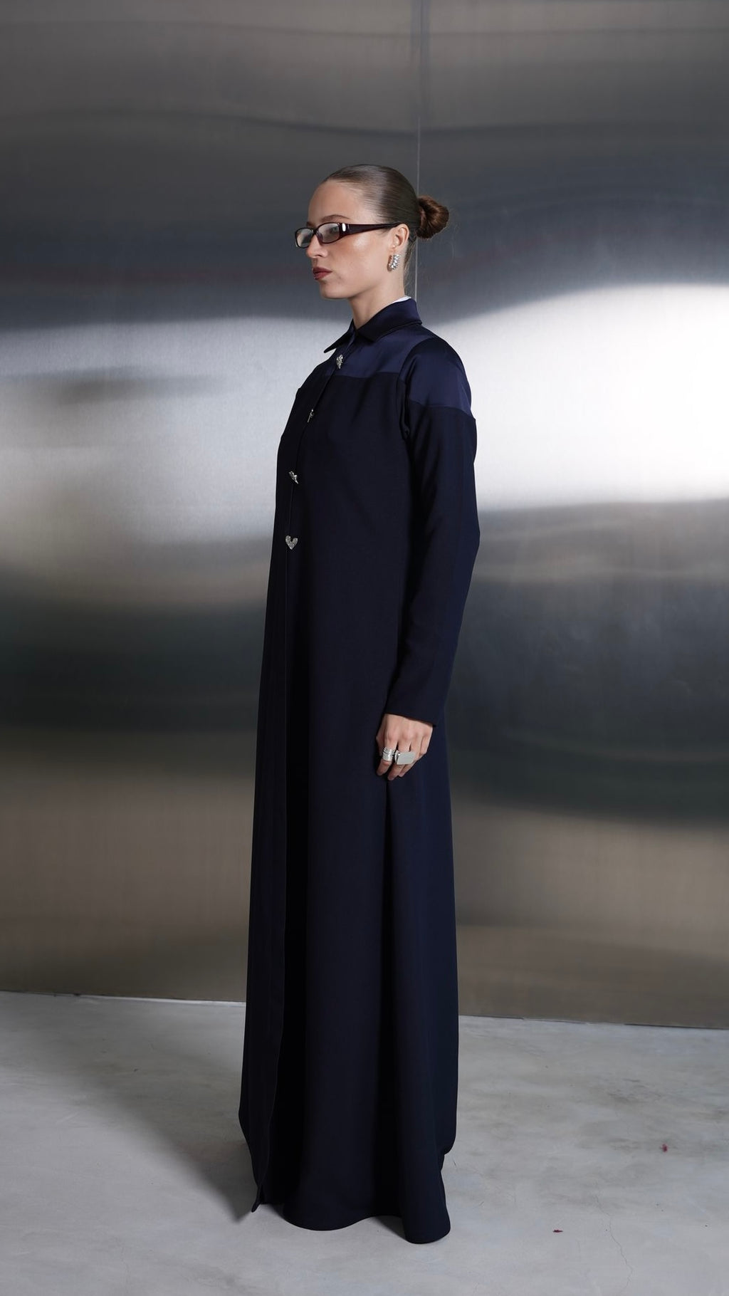 Heart Button Abaya
