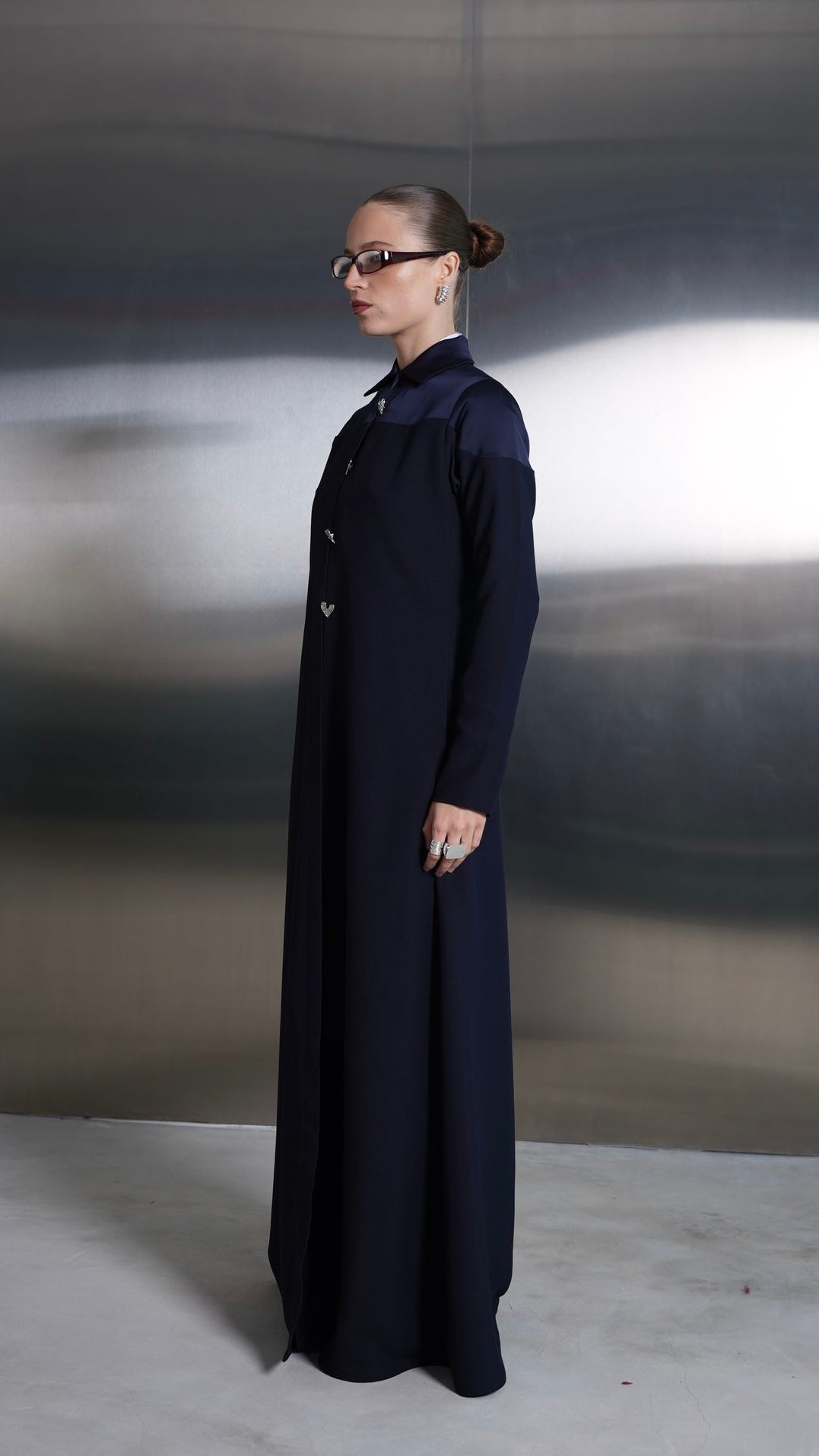 Heart Button Abaya