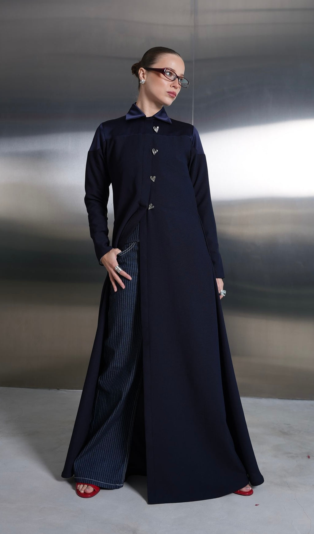 Heart Button Abaya