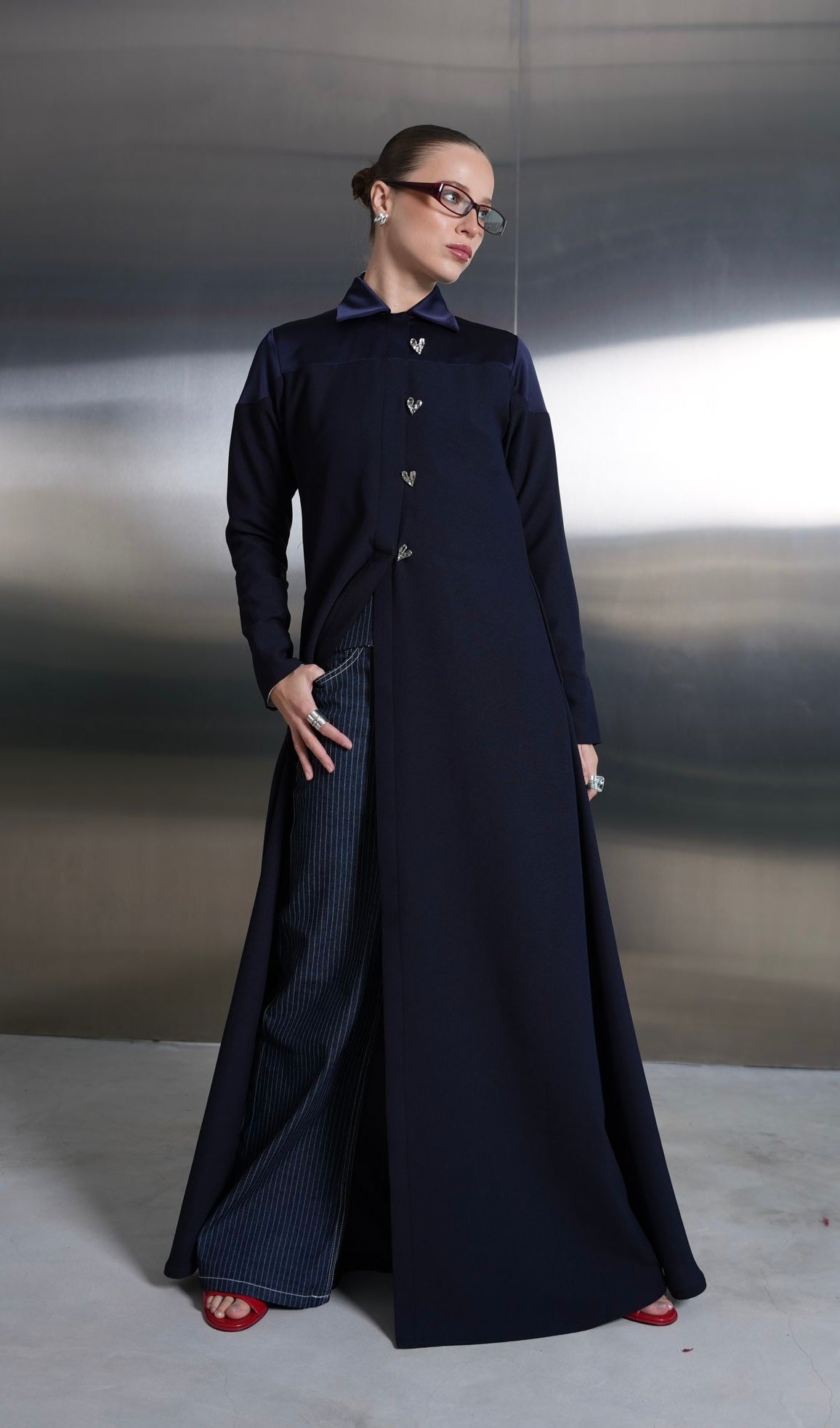 Heart Button Abaya