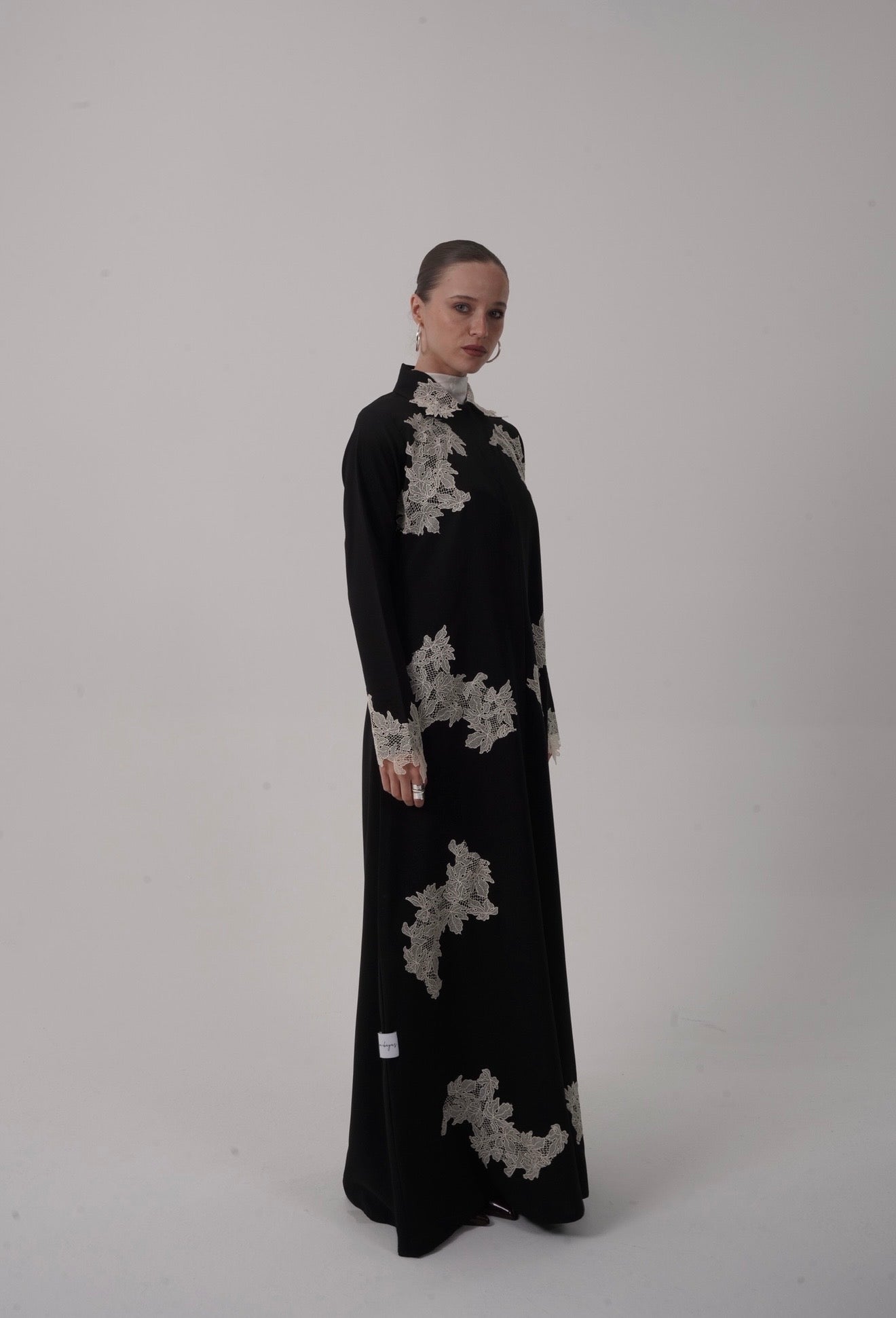 Ivory Vine Abaya