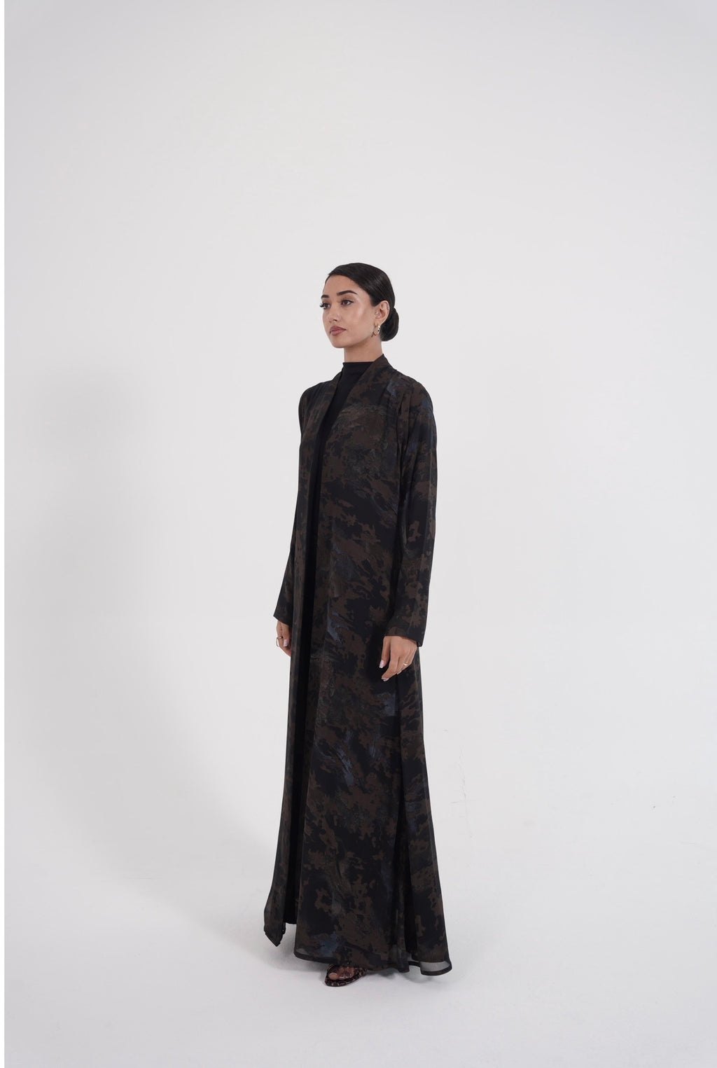 Obsidian Mirage Abaya