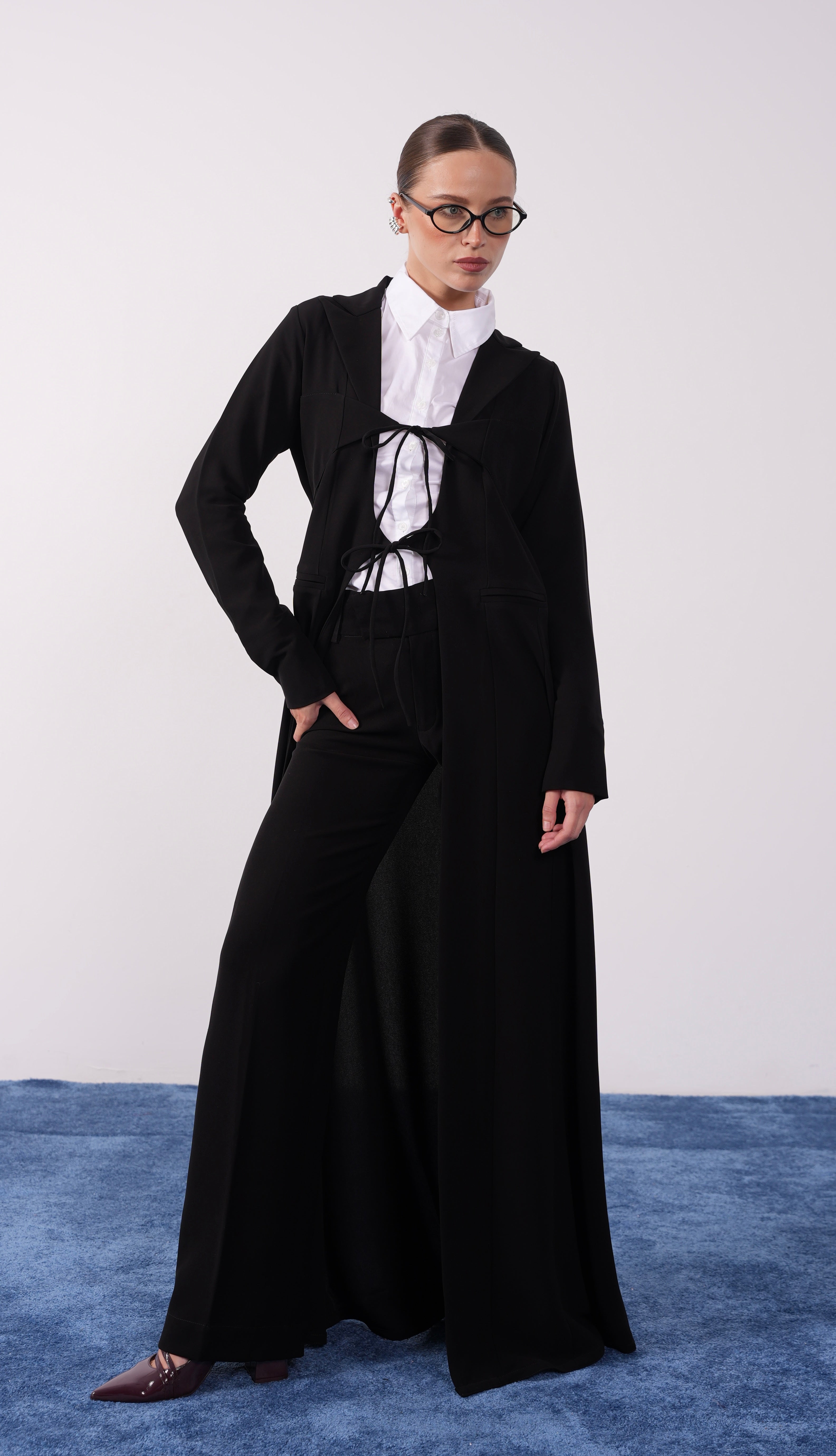 The Minimal Bow Abaya