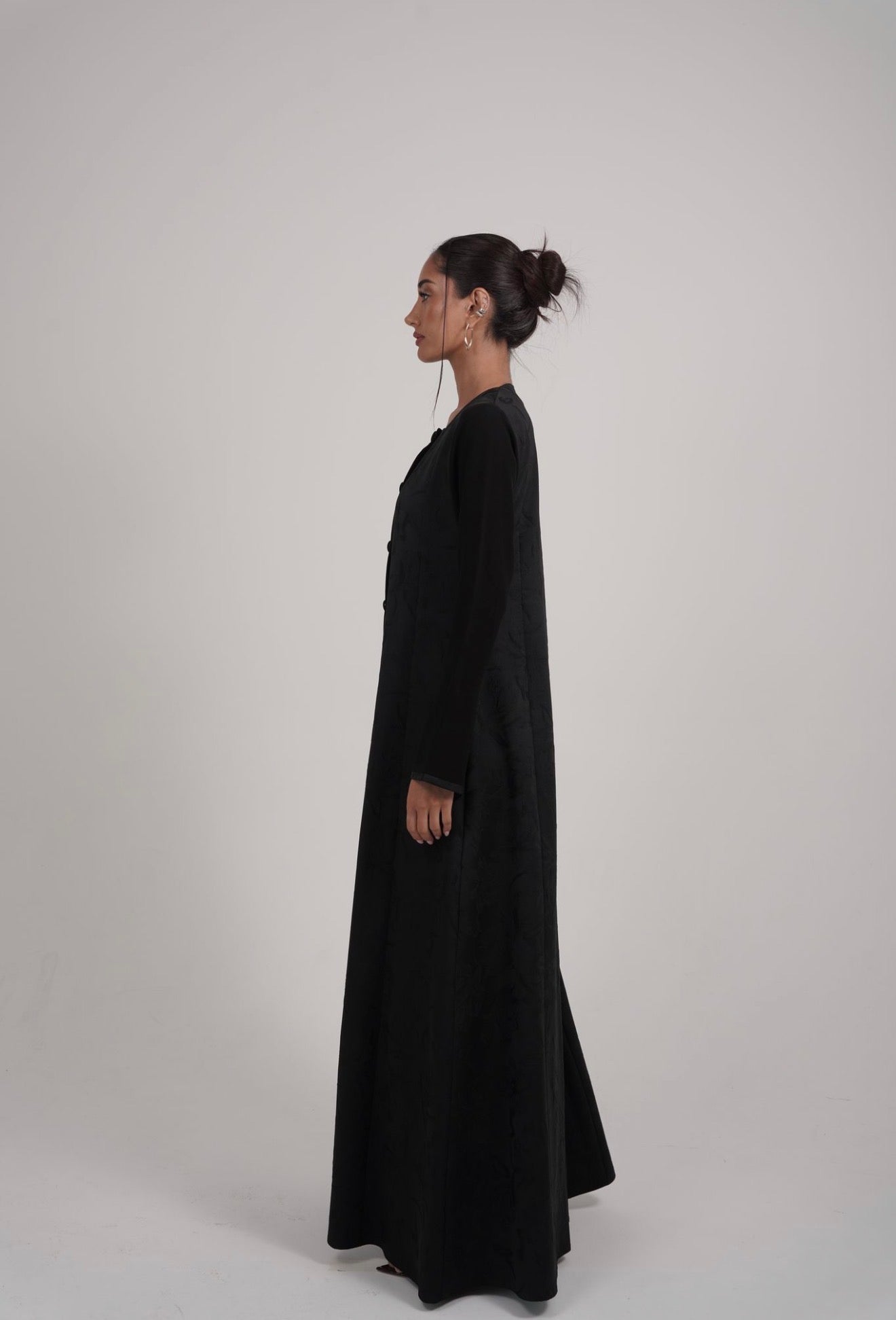 The Valenne Abaya