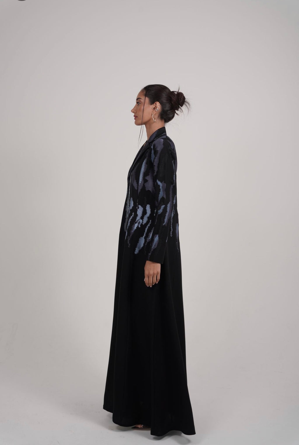 The Midnight Wave Abaya