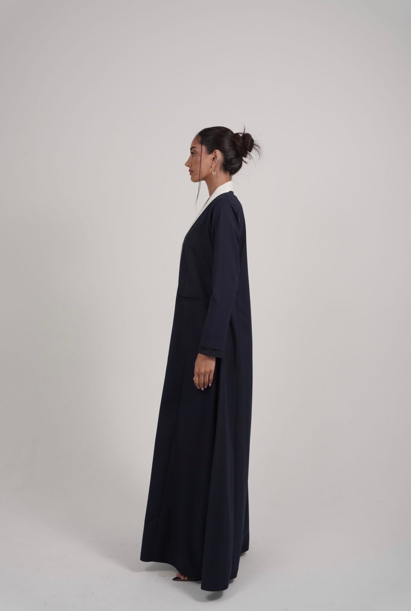 The Vela Abaya