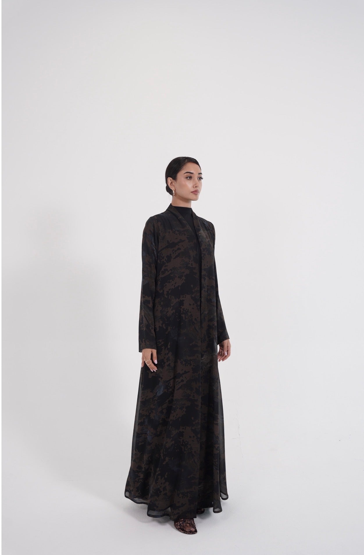 Obsidian Mirage Abaya