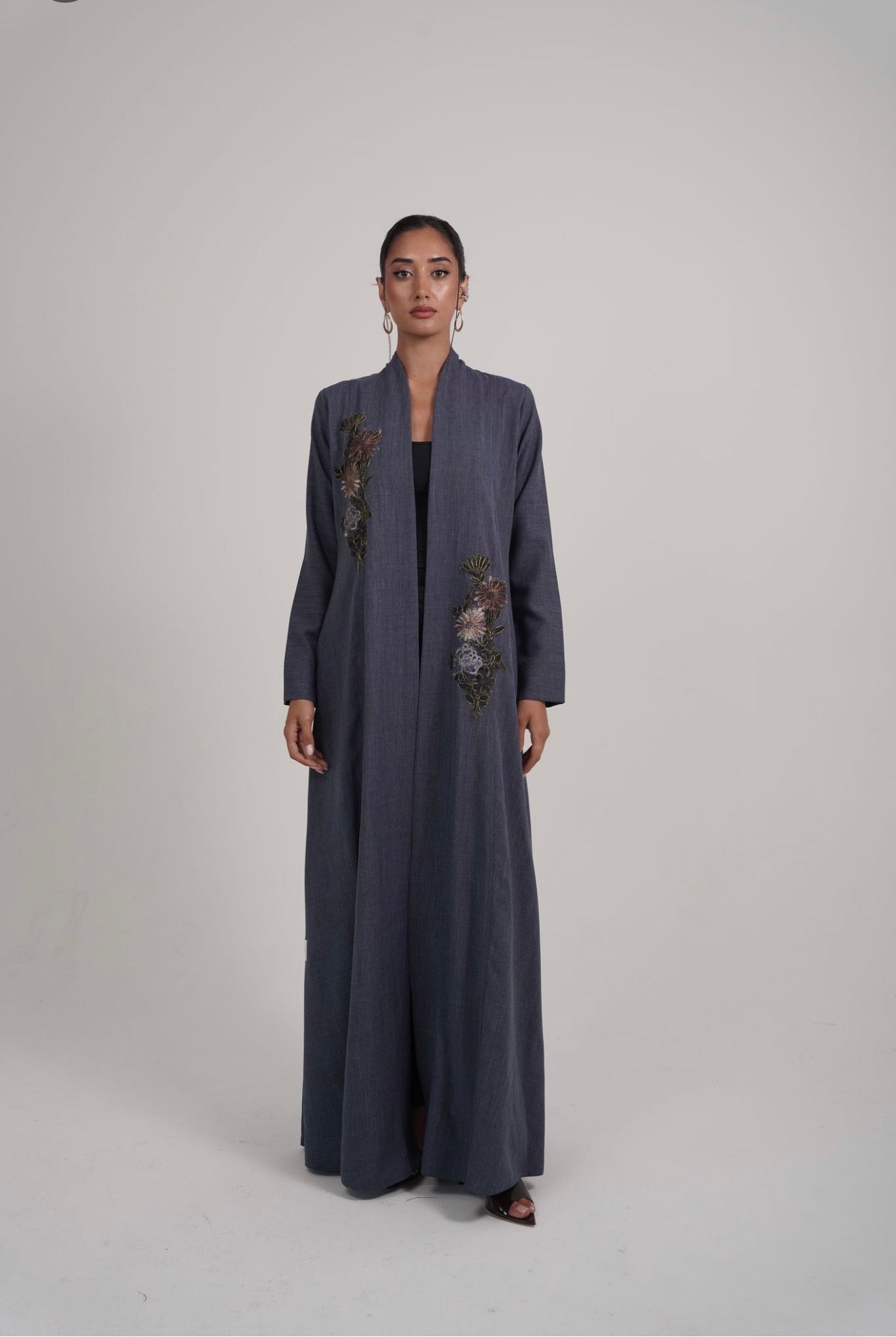 The Iris Abaya
