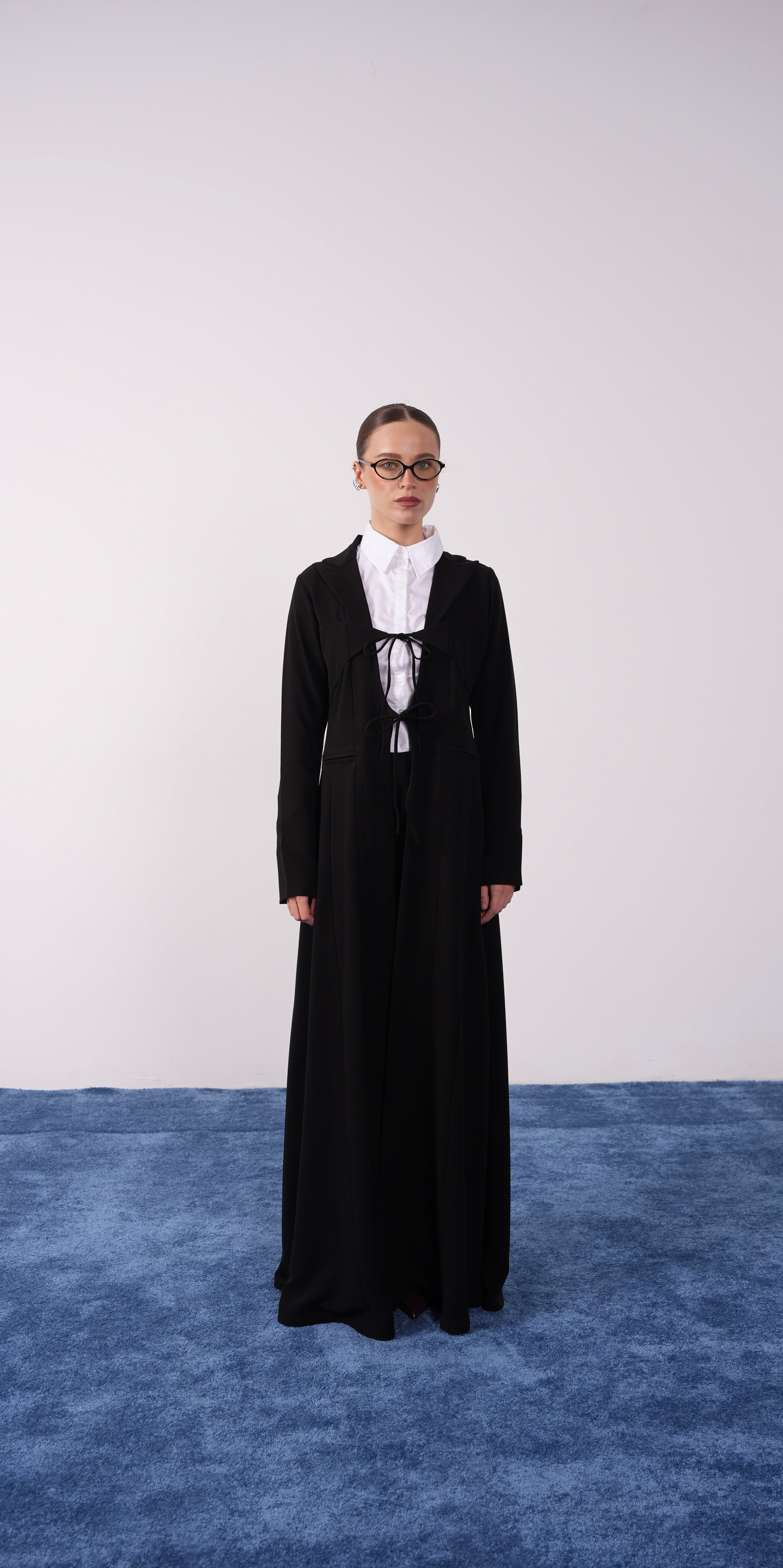 The Minimal Bow Abaya