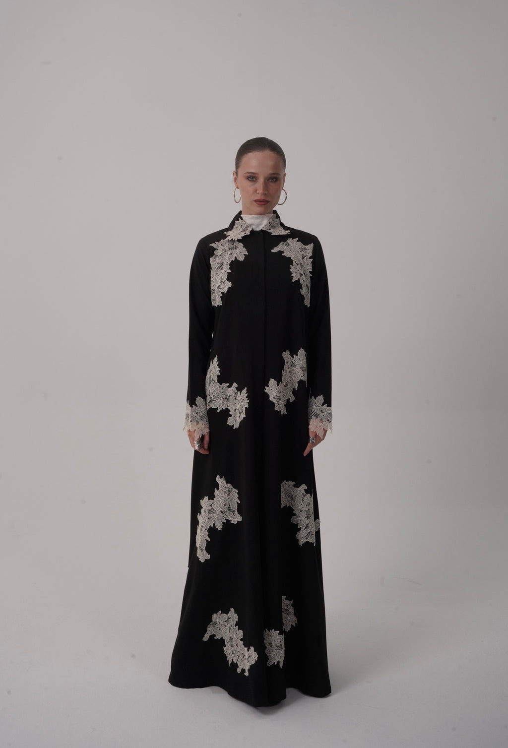 Ivory Vine Abaya