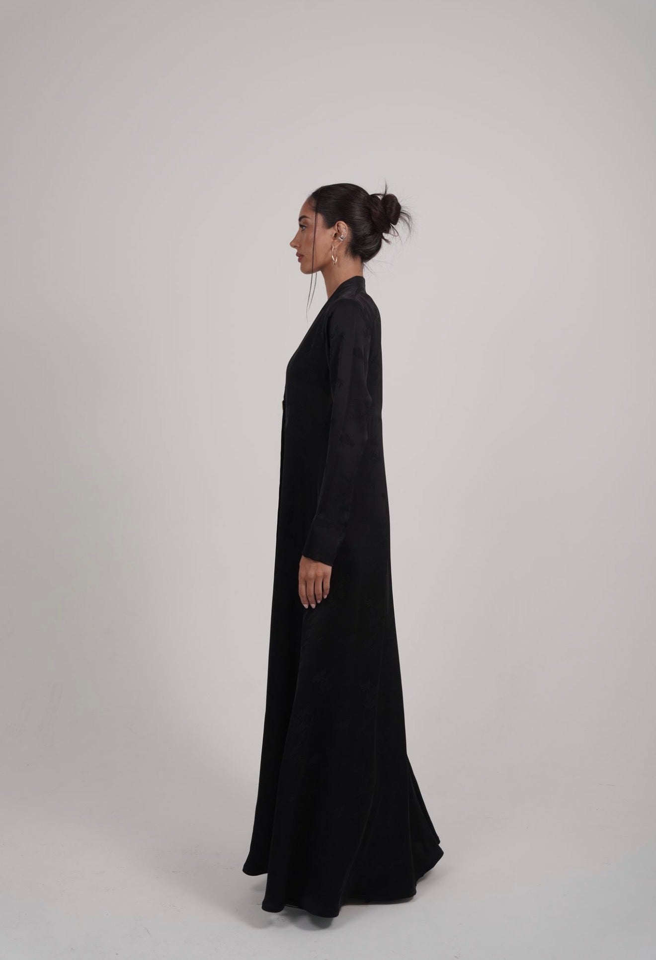 The Nox Abaya