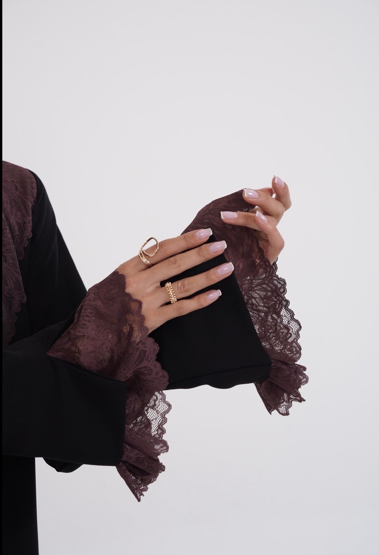 Layali Abaya